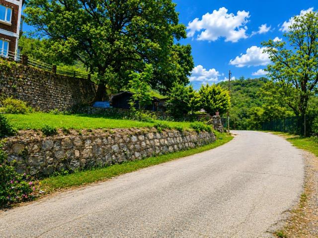 Residential Plot in Kuthal Gaon for resale Dehradun. The reference number is 20359953