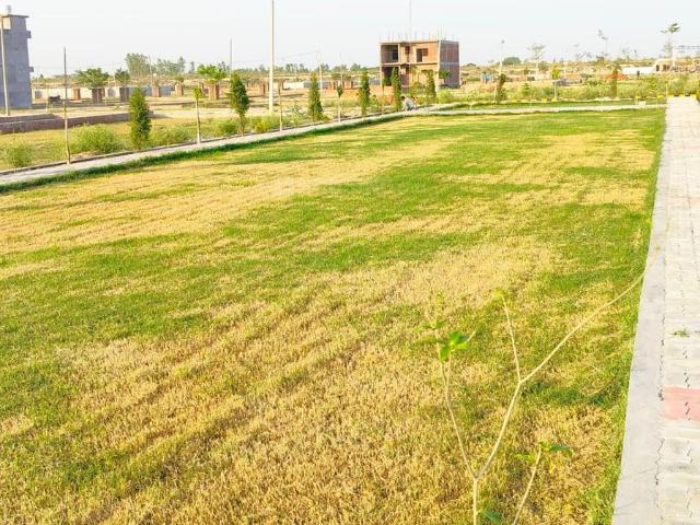 Residential Plot in Kabir Pur for resale Lucknow. The reference number is 13263530
