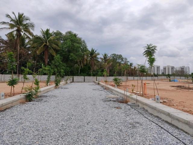 Residential Plot in Kadugodi for resale Bangalore. The reference number is 14087037