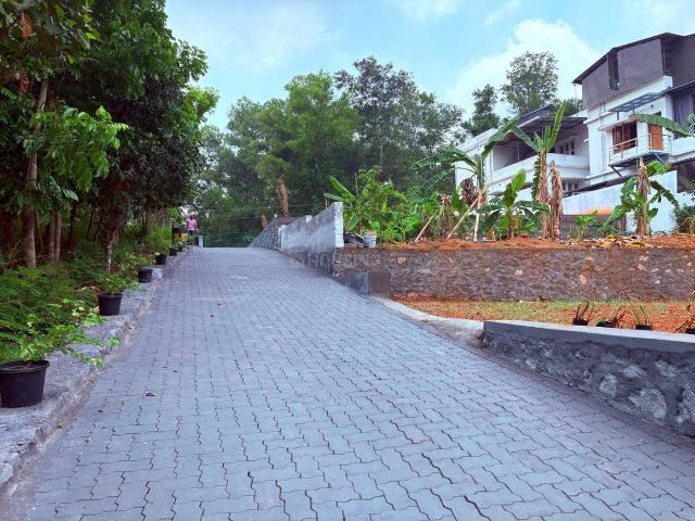 Residential Plot in Kakkanad for resale Kochi. The reference number is 17010849