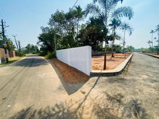 Residential Plot in Kakkanad for resale Kochi. The reference number is 18573460