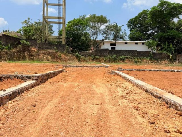 Residential Plot in Kakkanad for resale Kochi. The reference number is 19768524