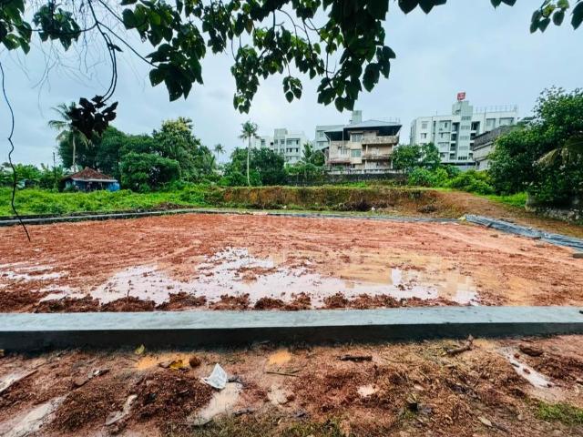Residential Plot in Kakkanad for resale Kochi. The reference number is 20625877