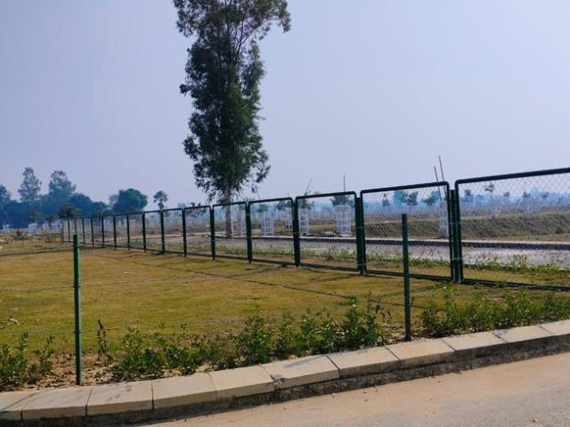 Residential Plot in Kalli Pashchim for resale Lucknow. The reference number is 12231651