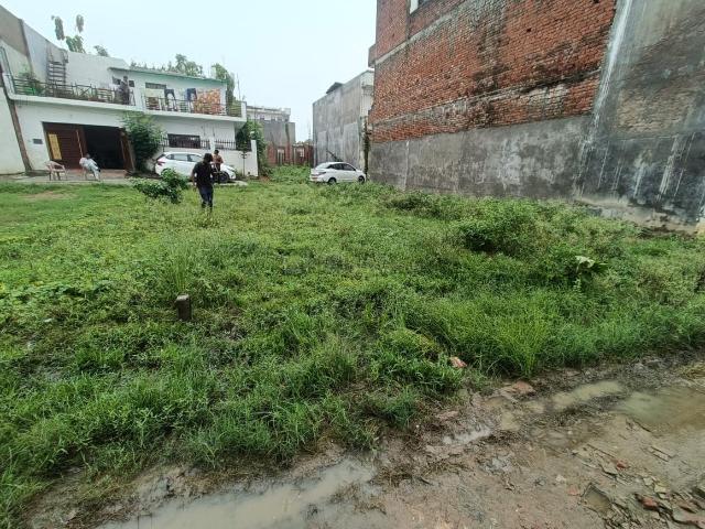 Residential Plot in Kalli Pashchim for resale Lucknow. The reference number is 17579636