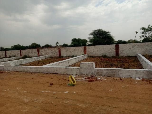 Residential Plot in Kalwari for resale Agra. The reference number is 20555205