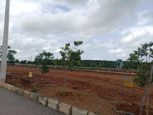 Residential Plot in Kamkole for resale Sangareddy. The reference number is 17941654