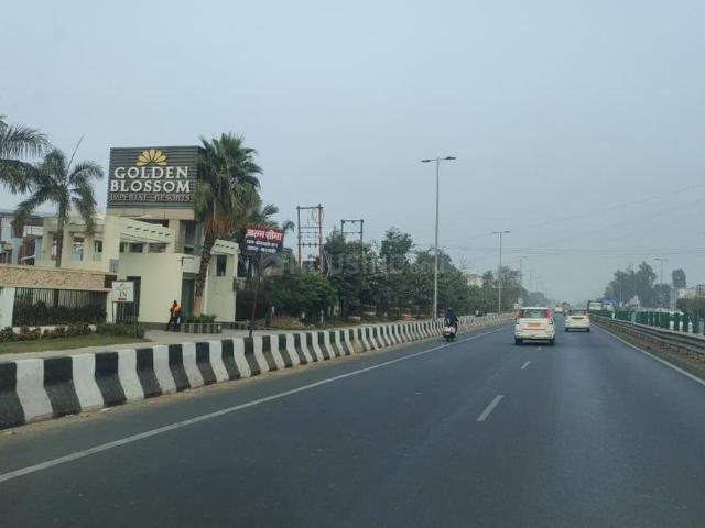 Residential Plot in Kamta for resale Lucknow. The reference number is 19499565