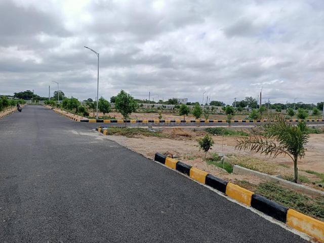 Residential Plot in Kandi for resale Sangareddy. The reference number is 12430376