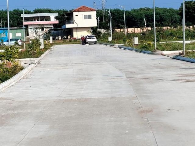 Residential Plot in Kandi for resale Sangareddy. The reference number is 18834216