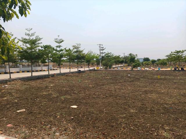 Residential Plot in Kandi for resale Sangareddy. The reference number is 19410664