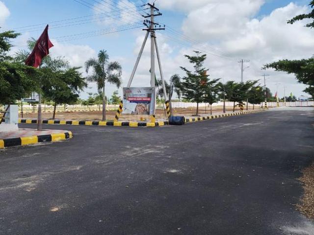 Residential Plot in Kandi for resale Sangareddy. The reference number is 20032409