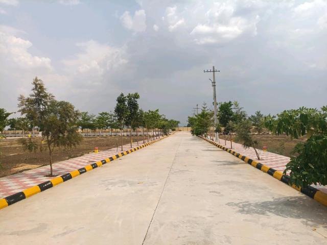 Residential Plot in Kandi for resale Sangareddy. The reference number is 20311549