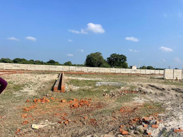 Residential Plot in Kankaha for resale Lucknow. The reference number is 18778264