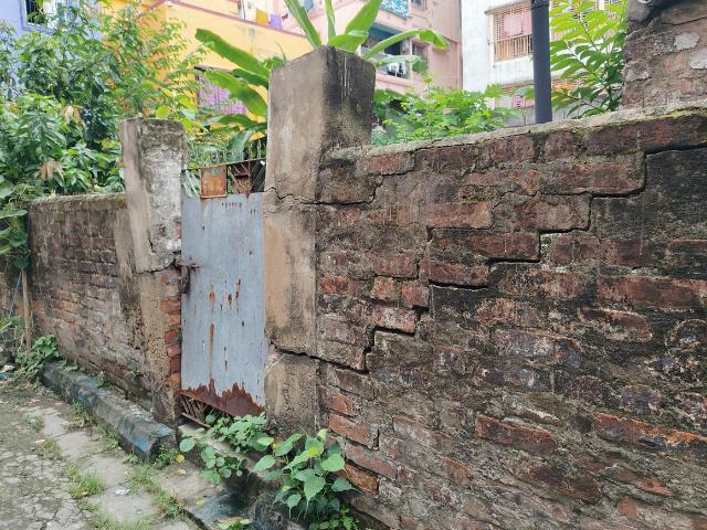 Residential Plot in Kasba for resale Kolkata. The reference number is 17594898