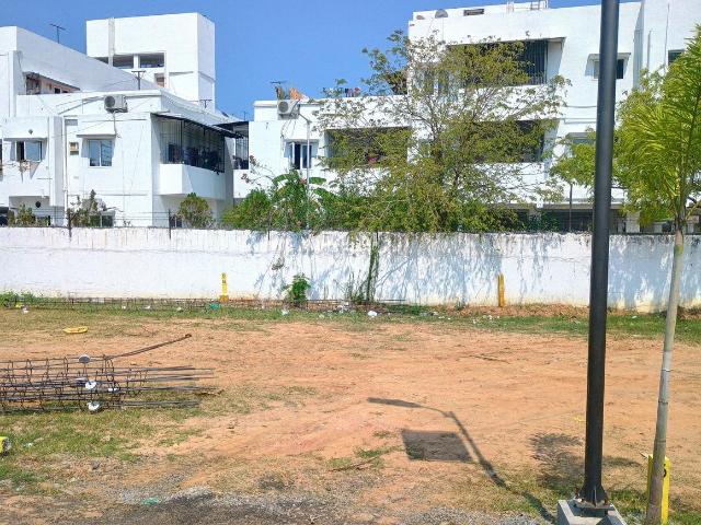 Residential Plot in Karapakkam for resale Chennai. The reference number is 19825309