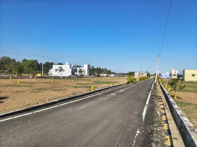 Residential Plot in Karapakkam for resale Chennai. The reference number is 19900970
