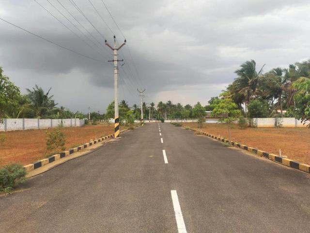 Residential Plot in Karumathampatti for resale Coimbatore. The reference number is 20911560