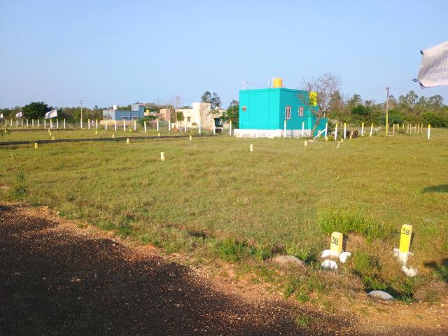 Residential Plot in Kayarambedu for resale Chennai. The reference number is 19762874