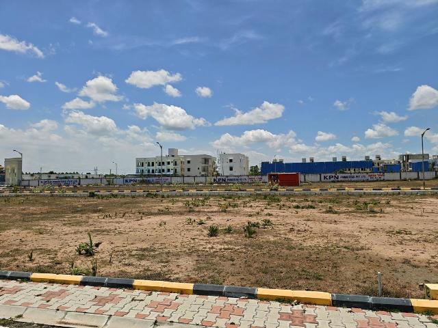 Residential Plot in Kayarambedu for resale Chennai. The reference number is 20211797