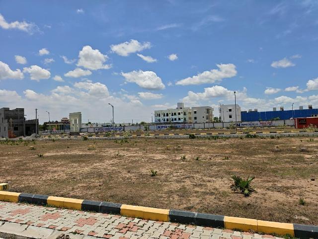 Residential Plot in Kayarambedu for resale Chennai. The reference number is 20211801