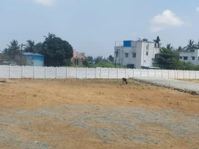 Residential Plot in Kayarambedu for resale Chennai. The reference number is 20383690