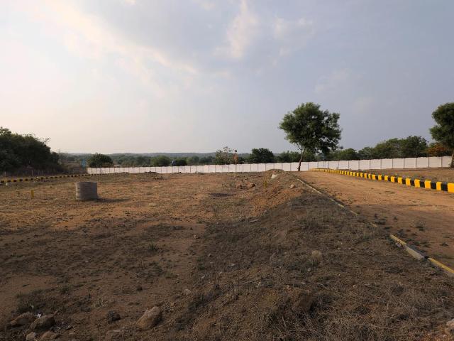 Residential Plot in China Laxma Puram for resale Yadadri Bhuvanagiri. The reference number is 20225076