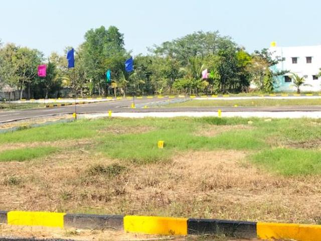 Residential Plot in Kelambakkam for resale Chennai. The reference number is 16773144