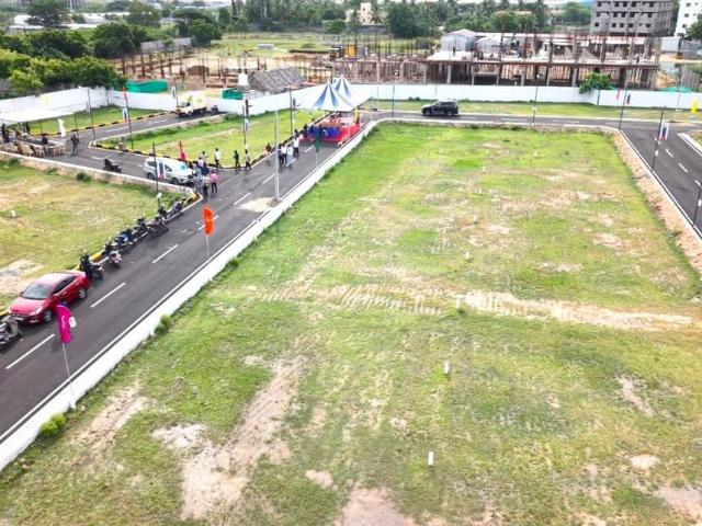 Residential Plot in Kelambakkam for resale Chennai. The reference number is 19820946