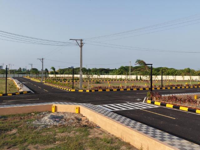 Residential Plot in Kelambakkam for resale Chennai. The reference number is 20063352