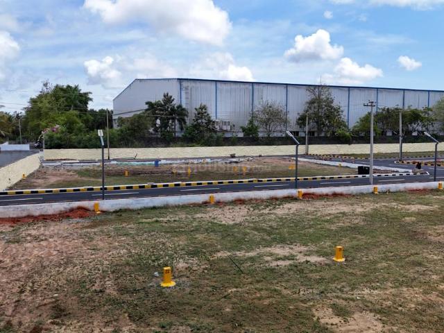 Residential Plot in Kelambakkam for resale Chennai. The reference number is 20324354