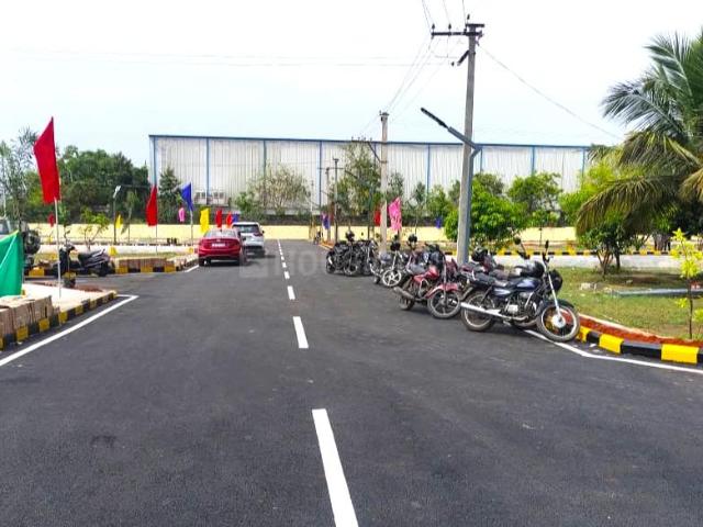 Residential Plot in Kelambakkam for resale Chennai. The reference number is 20551551