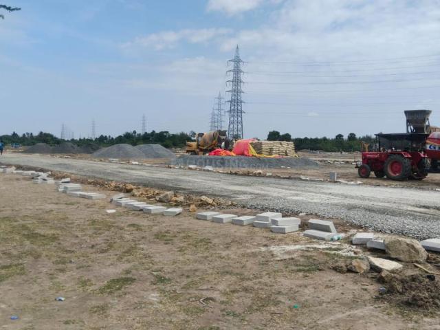 Residential Plot in Kelambakkam for resale Chennai. The reference number is 20697199