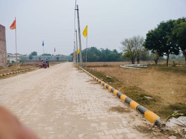Residential Plot in Kharar for resale Mohali. The reference number is 16250971