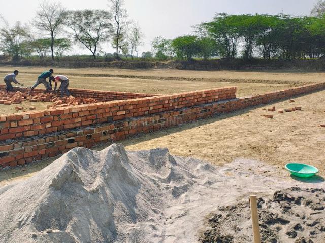 Residential Plot in Khujauli for resale Lucknow. The reference number is 19610424