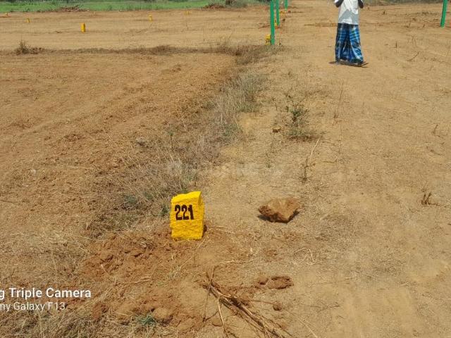 Residential Plot in Kilpakkam Arakkonam for resale Ranipet. The reference number is 20572574