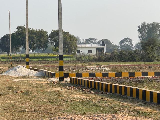 Residential Plot in Kisan Path for resale Lucknow. The reference number is 19628413