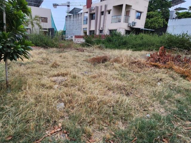 Residential Plot in Koba for resale Gandhinagar. The reference number is 20604302