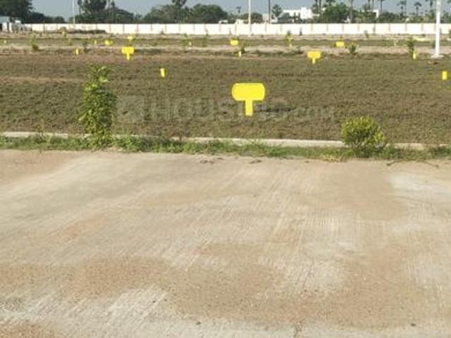 Residential Plot in Kolamuru for resale Rajahmundry. The reference number is 15822133