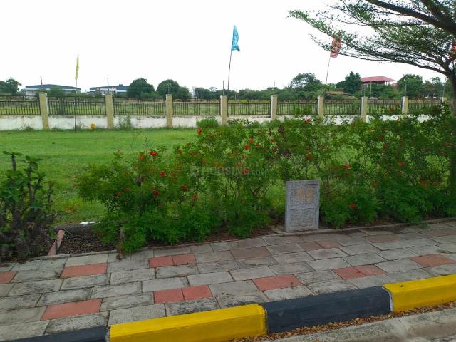 Residential Plot in Kompally for resale Hyderabad. The reference number is 20634800