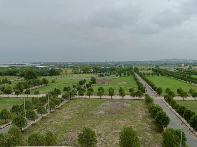 Residential Plot in Kompally for resale Hyderabad. The reference number is 20636481
