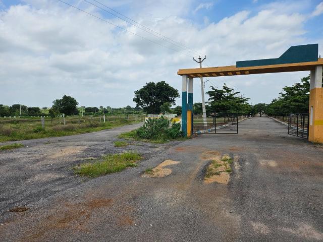 Residential Plot in Kothur for resale Hyderabad. The reference number is 18155233
