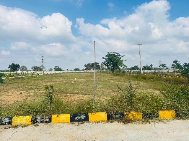 Residential Plot in Kothur for resale Hyderabad. The reference number is 16752402