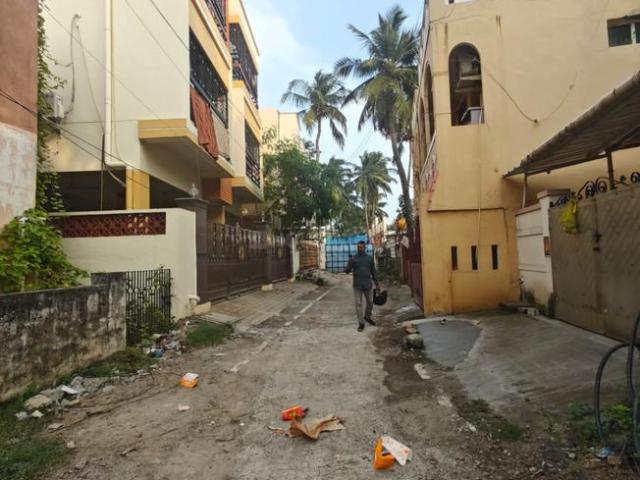 Residential Plot in Kottivakkam for resale Chennai. The reference number is 18915694