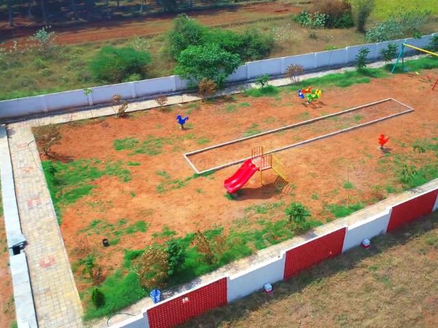 Residential Plot in Kovilpalayam for resale Pollachi. The reference number is 20086815