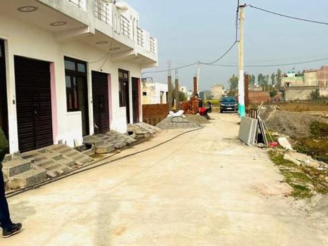 Residential Plot in Lal Kuan for resale Ghaziabad. The reference number is 17655714