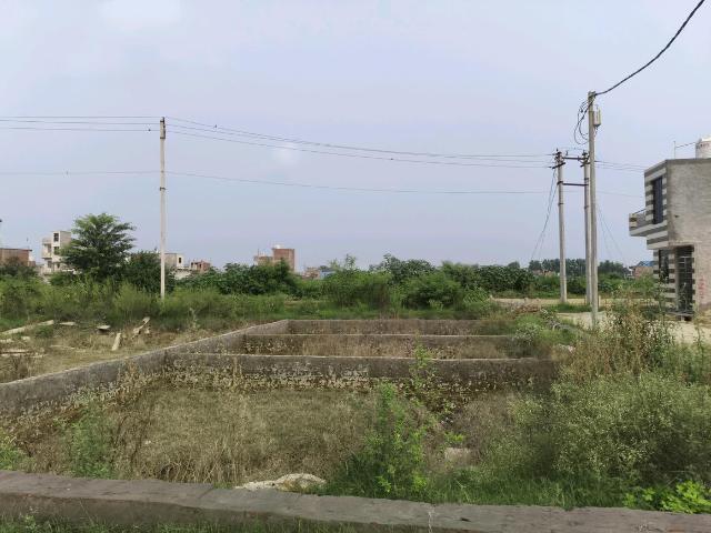Residential Plot in Chhapraula for resale Ghaziabad. The reference number is 20736305