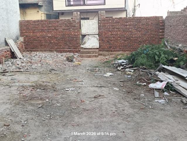 Residential Plot in Lalbag Colony for resale Ghaziabad. The reference number is 19735195