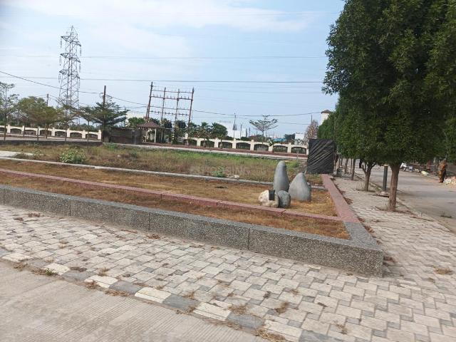 Residential Plot in Limbodi for resale Indore. The reference number is 19585674