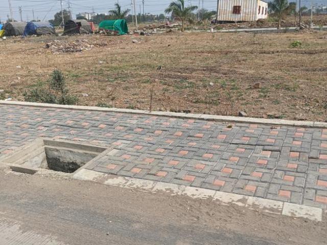 Residential Plot in Limbodi for resale Indore. The reference number is 20031699
